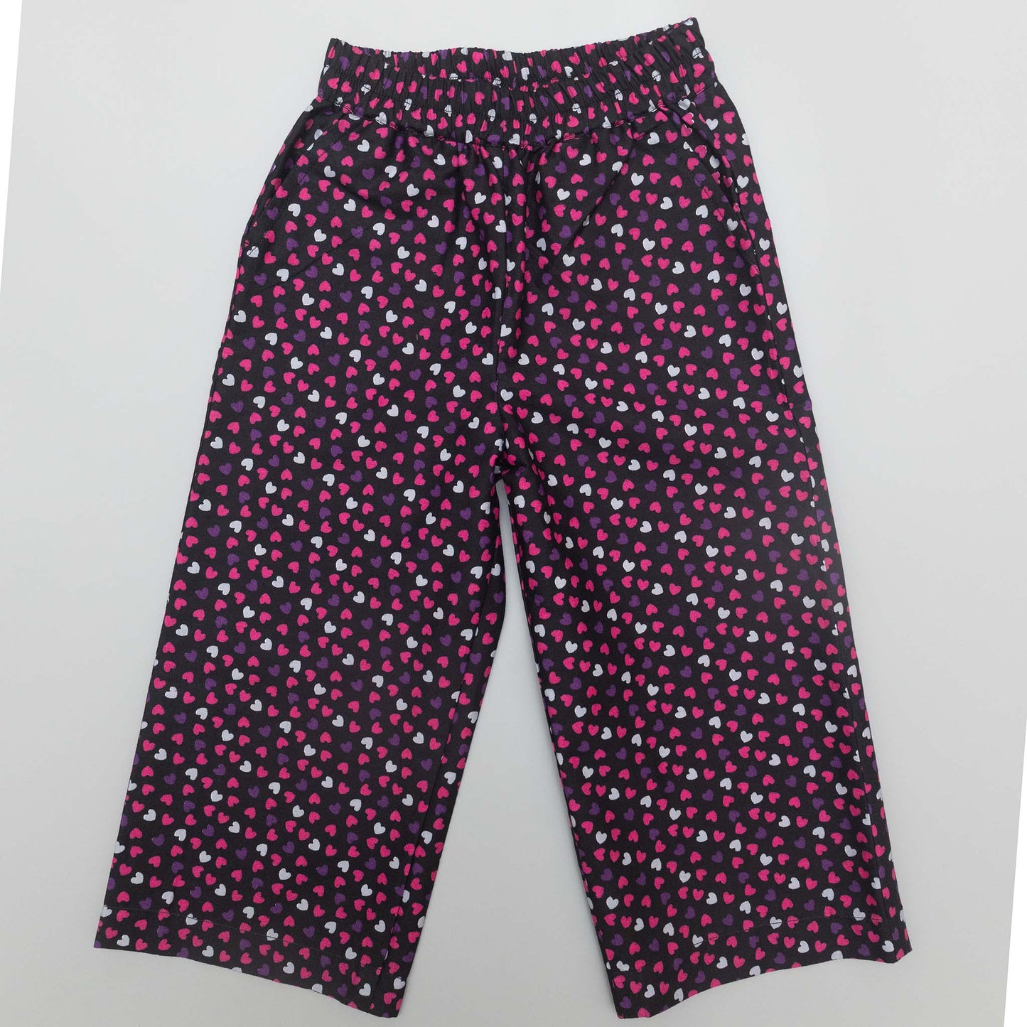 Heart-patterned pant. Elasticated trouser.